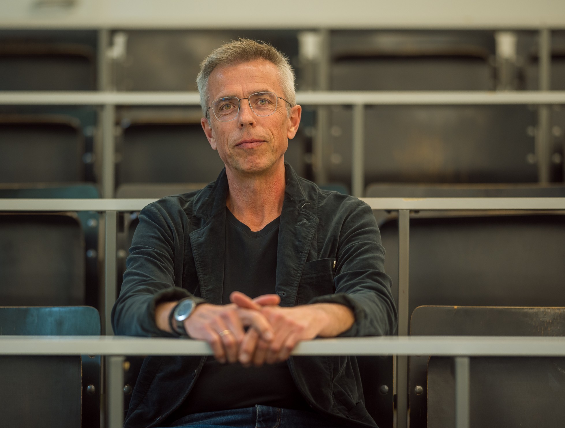 Portraitfoto von Prof. Dr. Ulrich Siegrist